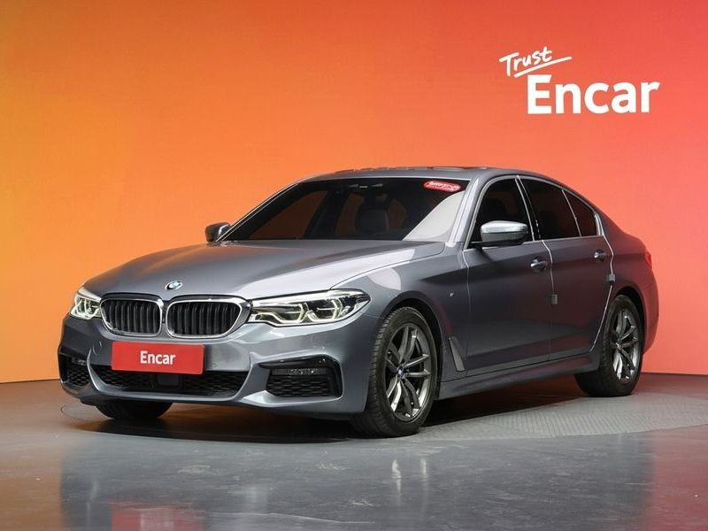 2019 BMW 5 Series 520d xDrive M Sport Package Plus photo 1
