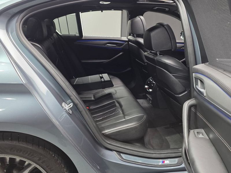 2019 BMW 5 Series 520d xDrive M Sport Package Plus photo 11