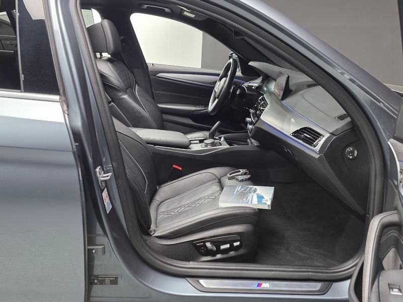 2019 BMW 5 Series 520d xDrive M Sport Package Plus photo 26