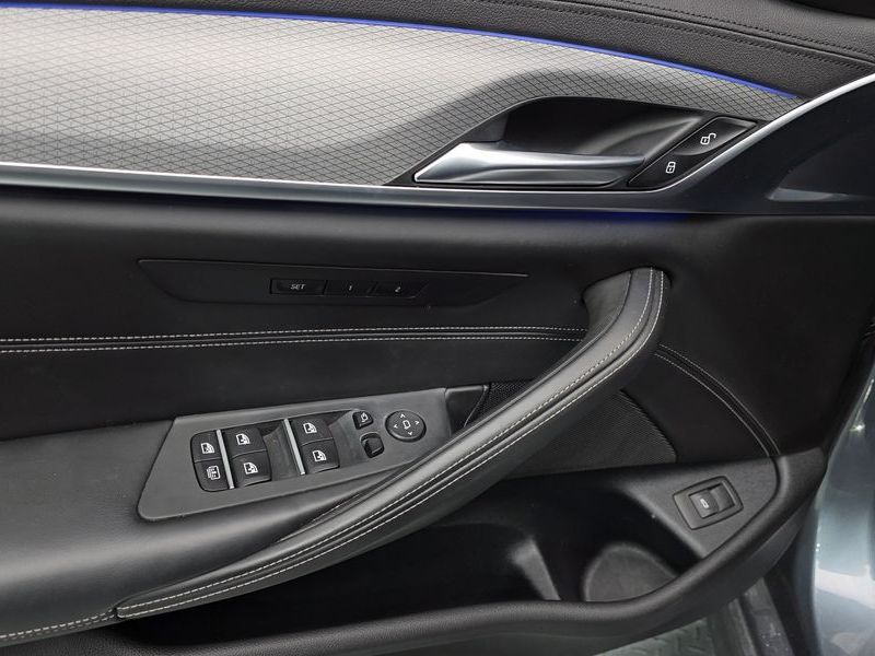 2019 BMW 5 Series 520d xDrive M Sport Package Plus photo 28