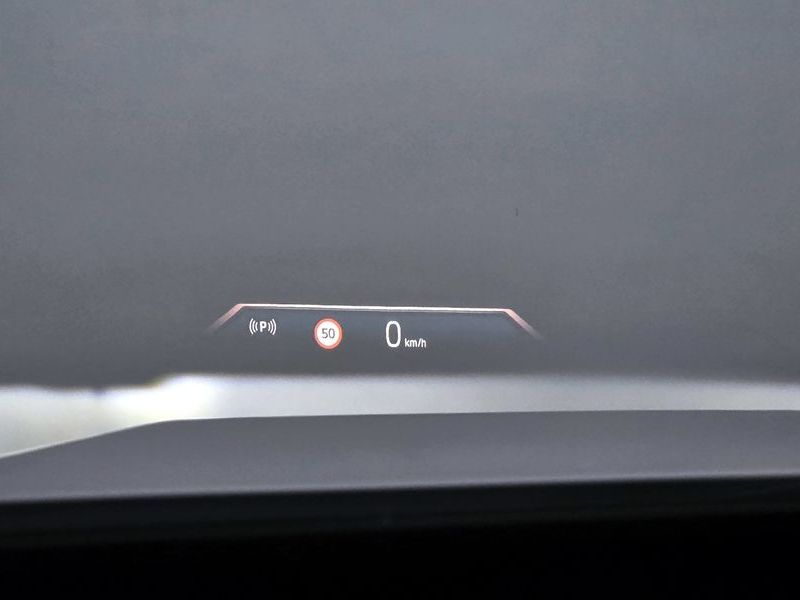 2025 BMW 5 Series 530i xDrive M Sport photo 14