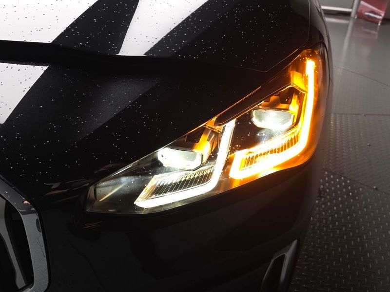 2023 BMW 2 Series 220i Luxury photo 22