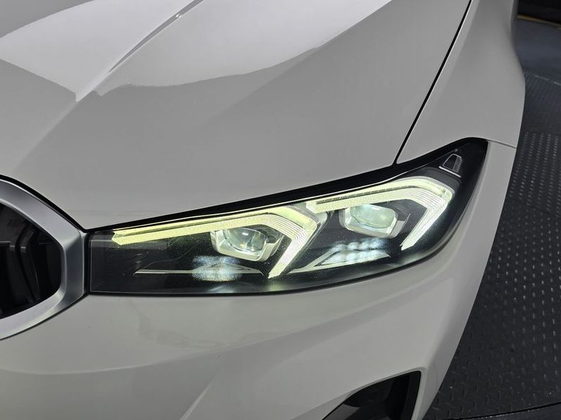 2023 BMW 3 Series 320d photo 22