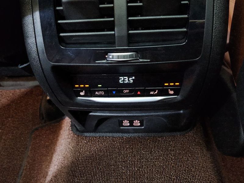 2021 BMW X4 3.0 Competition Carbon Package photo 18