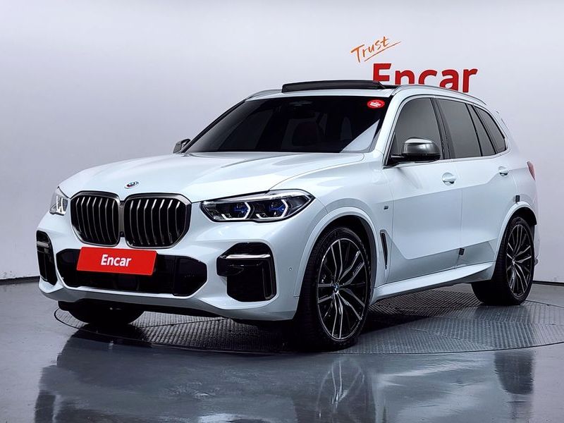 2022 BMW X5 M50i photo 1