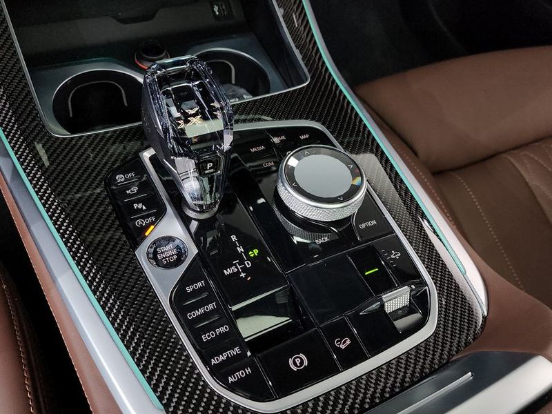 2022 BMW X5 M50i photo 9