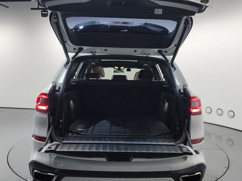 2022 BMW X5 M50i photo 18