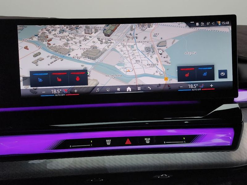 2025 BMW 5 Series 520i M Sport photo 13