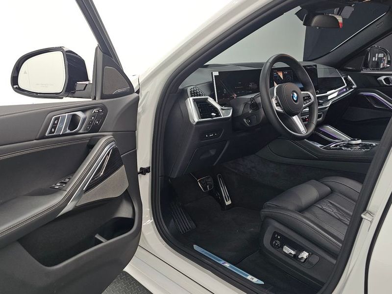 2026 BMW X6 xDrive30d M Sport photo 10