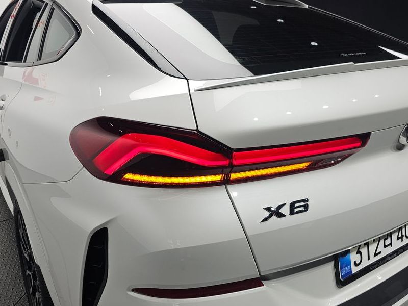 2026 BMW X6 xDrive30d M Sport photo 23