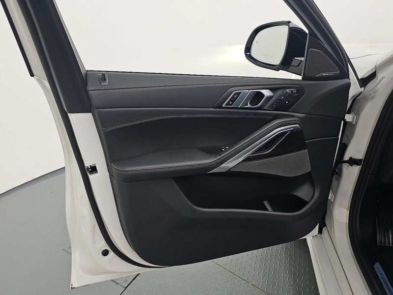 2026 BMW X6 xDrive30d M Sport photo 24