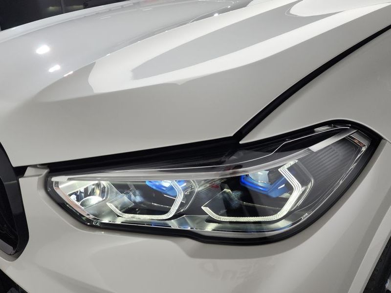 2022 BMW X5 xDrive 45e M Sport photo 22