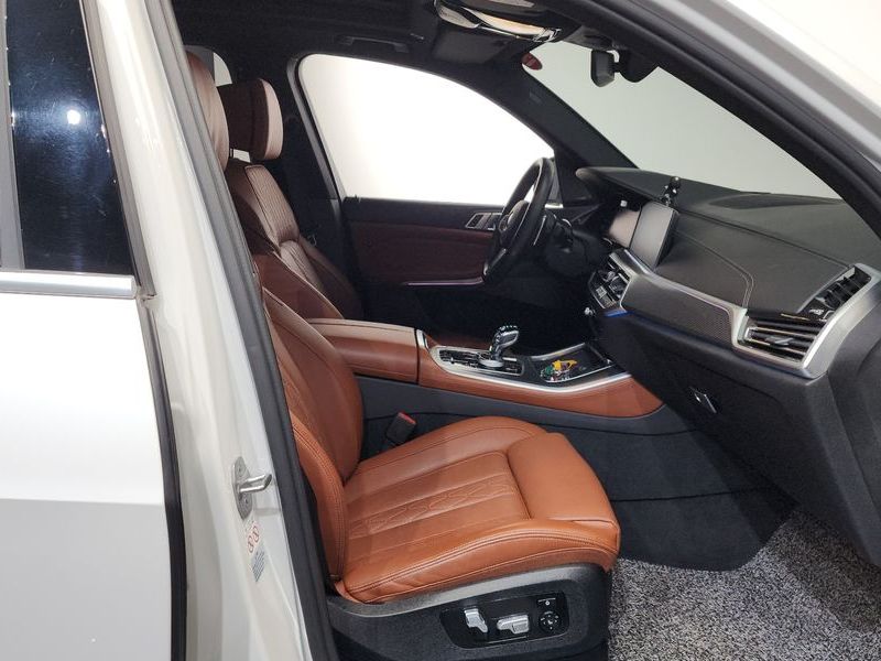 2022 BMW X5 xDrive 45e M Sport photo 26