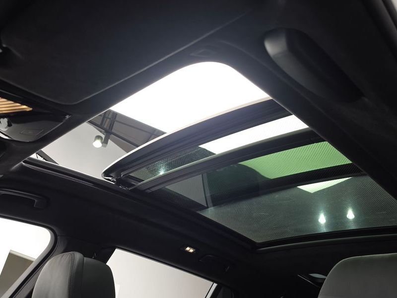 2024 BMW X7 xDrive 40i Design Pure Excellence 6-Seater photo 16