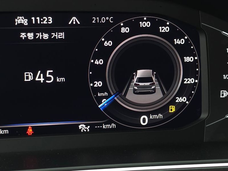 2022 Volkswagen Tiguan 2.0 TDI 4-Motion Premium photo 16
