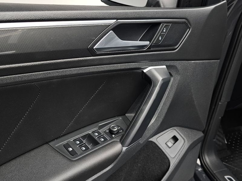 2018 Volkswagen Tiguan 2.0 TDI 4Motion Prestige photo 18