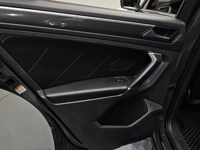 2018 Volkswagen Tiguan 2.0 TDI 4Motion Prestige photo 25