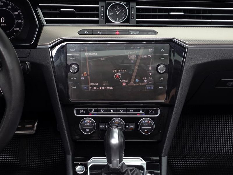 2018 Volkswagen Arteon 2.0 TDI Prestige photo 13