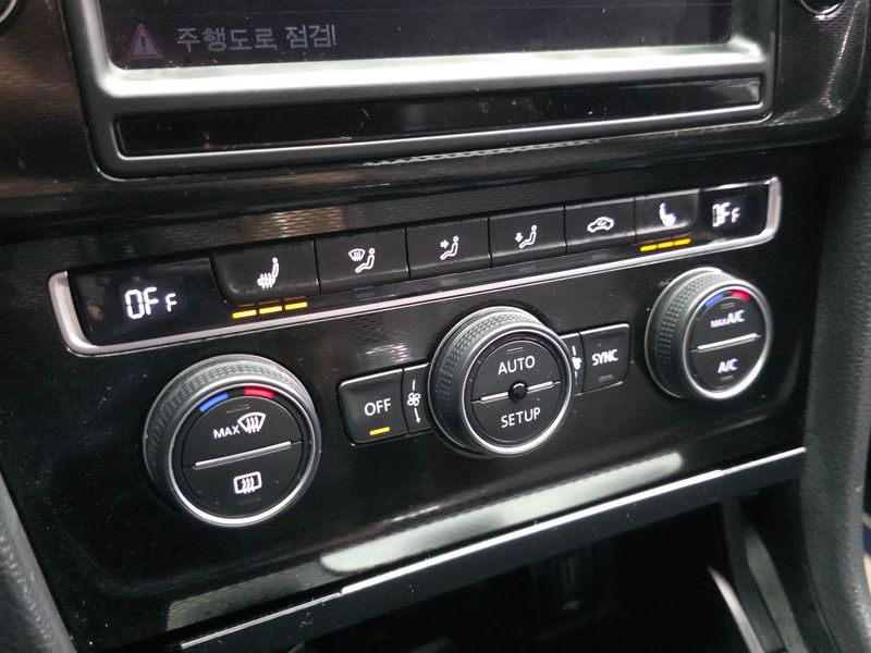 2014 Volkswagen Golf 2.0 GTI photo 16