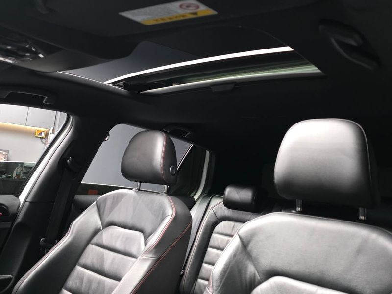 2014 Volkswagen Golf 2.0 GTI photo 19