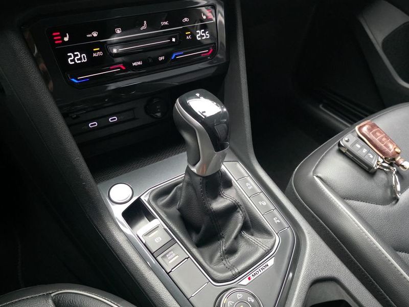 2021 Volkswagen Tiguan 2.0 TDI 4Motion Prestige photo 9