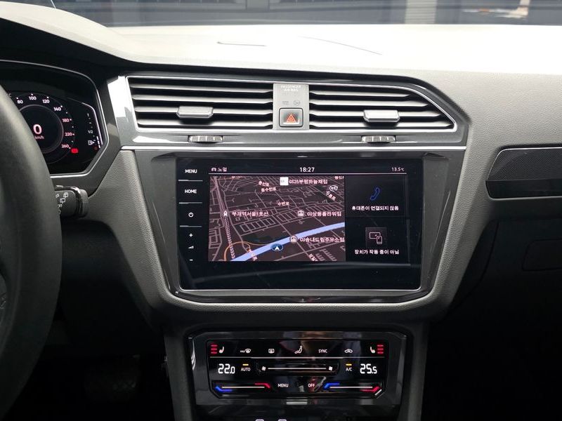 2021 Volkswagen Tiguan 2.0 TDI 4Motion Prestige photo 14