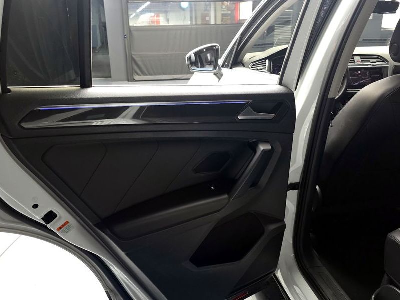 2021 Volkswagen Tiguan 2.0 TDI 4Motion Prestige photo 25