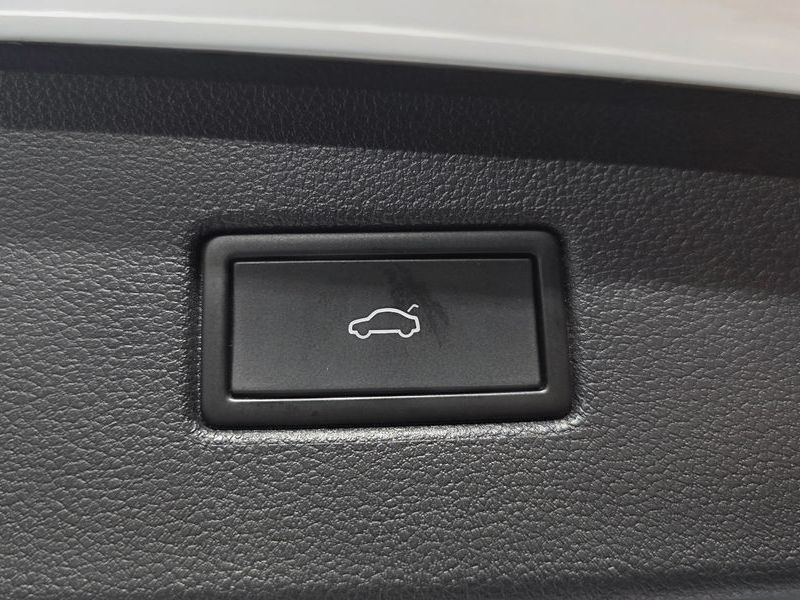 2021 Volkswagen Tiguan 2.0 TDI 4Motion Prestige photo 30