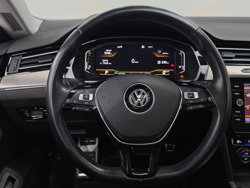 2020 Volkswagen Arteon 2.0 TDI Premium photo 16