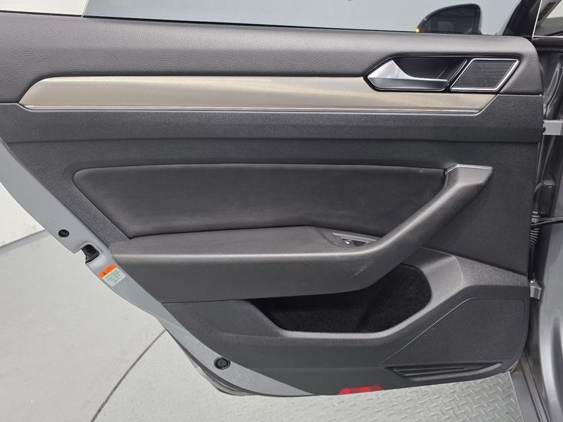 2020 Volkswagen Arteon 2.0 TDI Premium photo 25