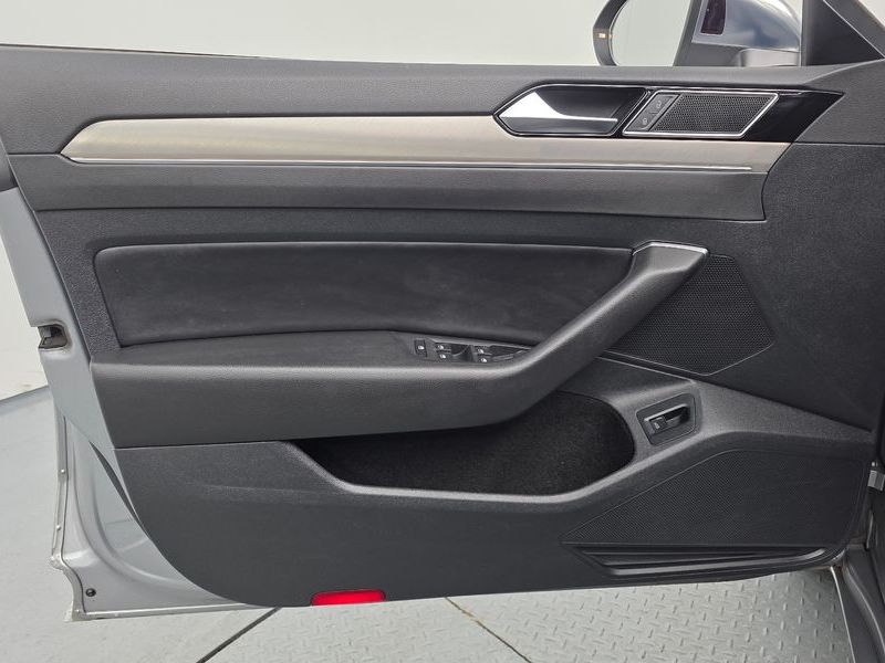 2020 Volkswagen Arteon 2.0 TDI Premium photo 30