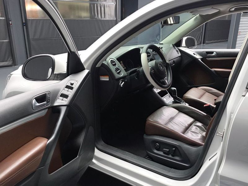2014 Volkswagen Tiguan 2.0 TDI Comfort 5N photo 10