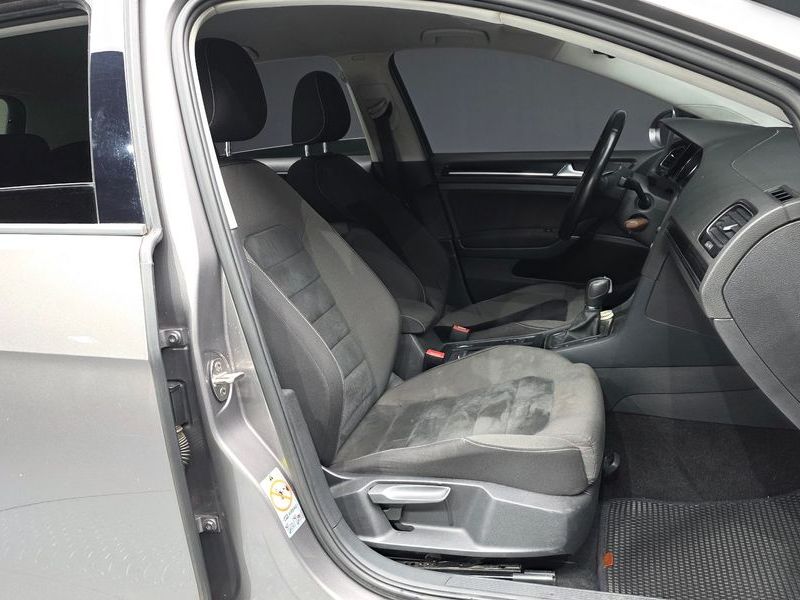 2014 Volkswagen Golf 1.6 TDI photo 11