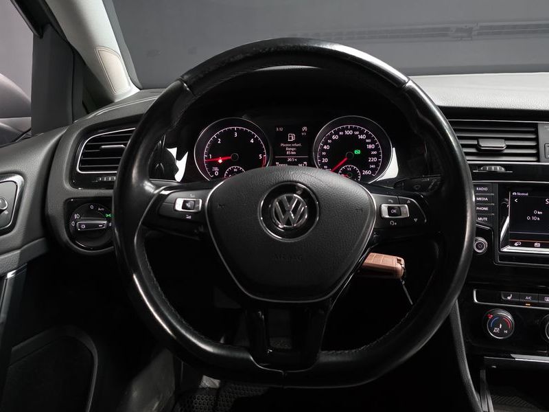 2014 Volkswagen Golf 1.6 TDI photo 13