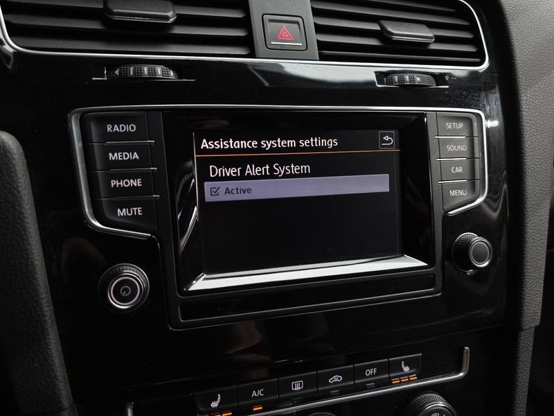 2014 Volkswagen Golf 1.6 TDI photo 16