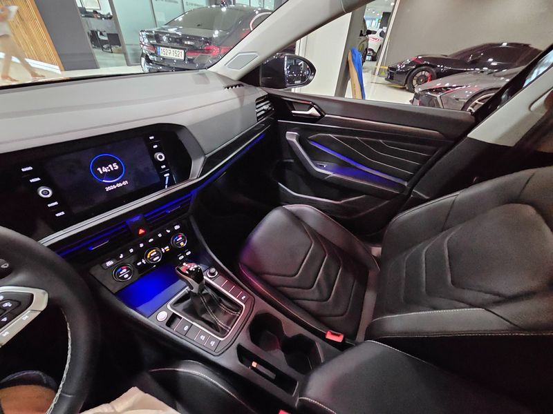 2023 Volkswagen Jetta 1.5 TSI Prestige photo 17