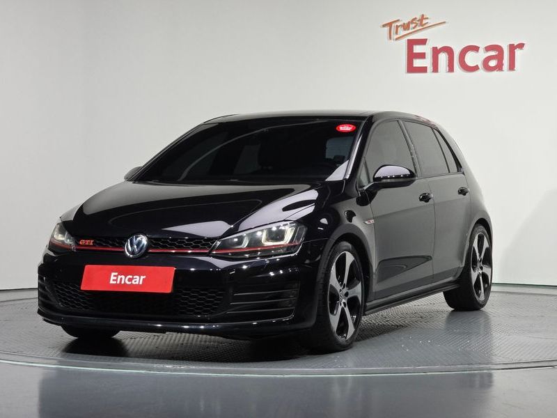 2014 Volkswagen Golf 2.0 GTI photo 1