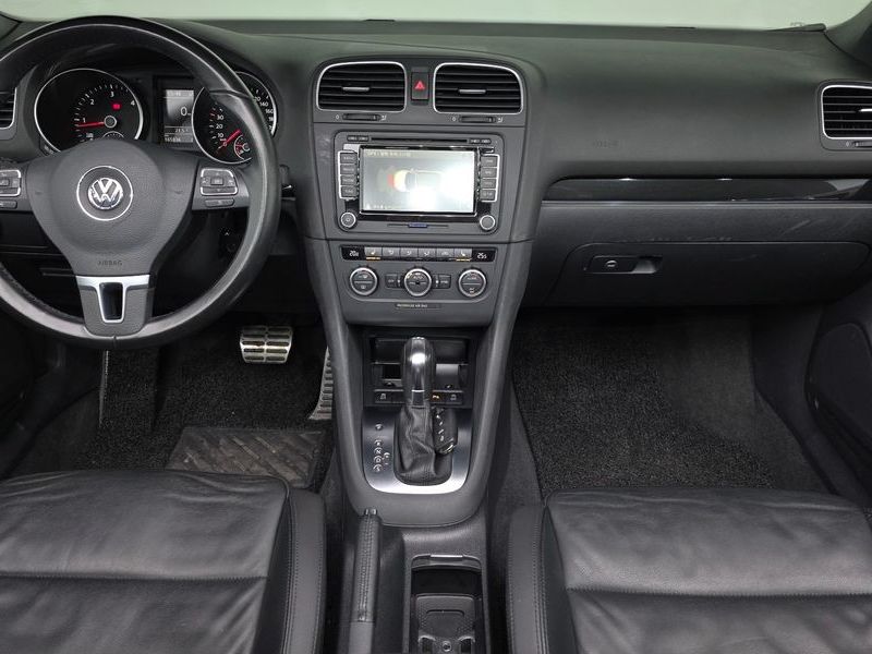 2013 Volkswagen Golf 2.0 TDI Cabriolet photo 7