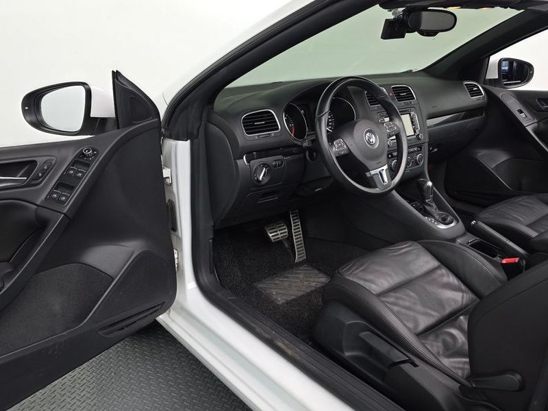 2013 Volkswagen Golf 2.0 TDI Cabriolet photo 10