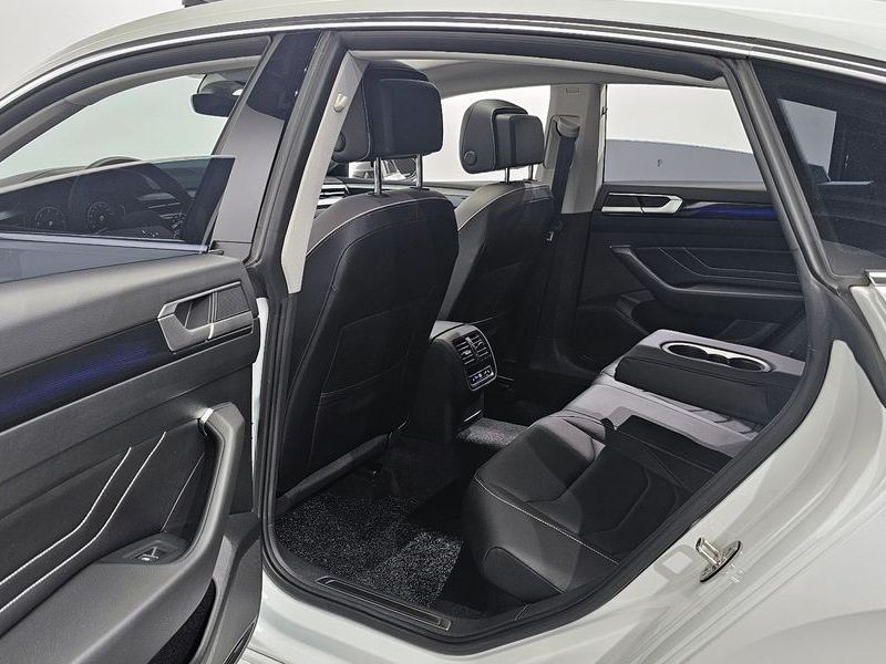 2022 Volkswagen Arteon 2.0 TDI Prestige photo 11