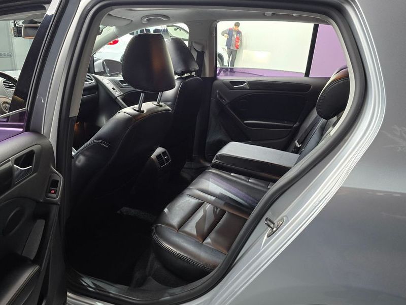 2012 Volkswagen Golf 2.0 TDI photo 11