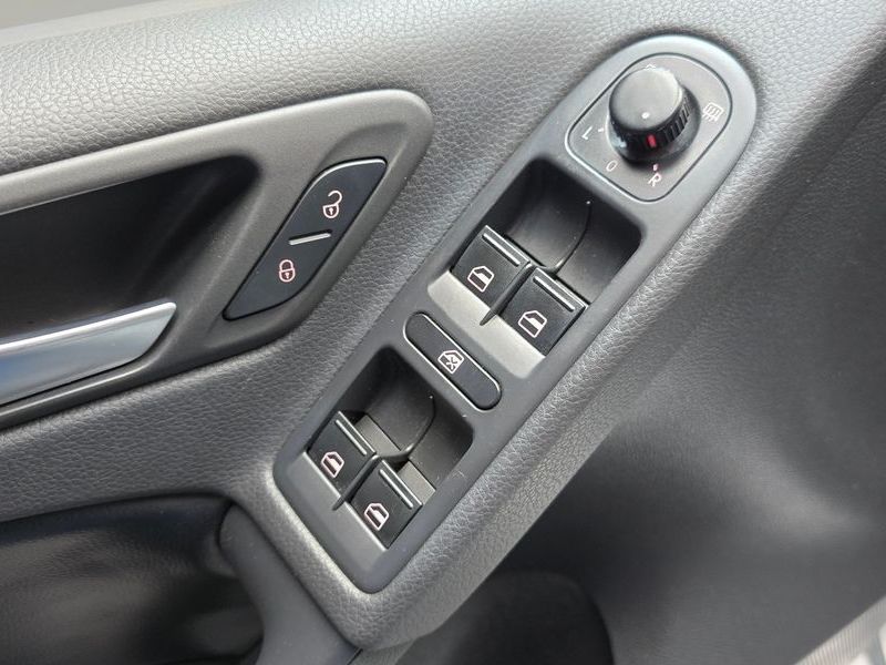 2012 Volkswagen Golf 2.0 TDI photo 14