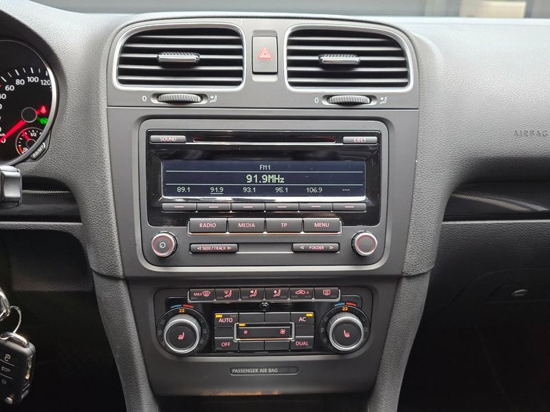 2012 Volkswagen Golf 2.0 TDI photo 18