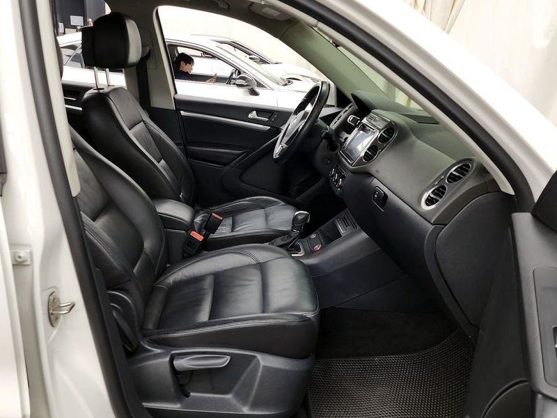 2014 Volkswagen Tiguan 2.0 TDI Comfort 5N photo 11