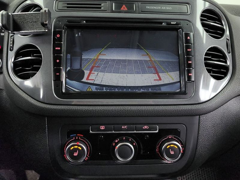 2014 Volkswagen Tiguan 2.0 TDI Comfort 5N photo 15