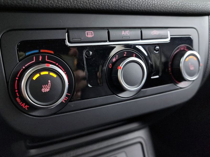 2014 Volkswagen Tiguan 2.0 TDI Comfort 5N photo 17