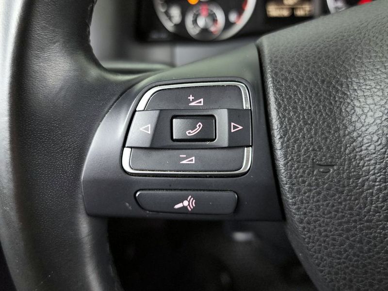 2014 Volkswagen Tiguan 2.0 TDI Comfort 5N photo 18