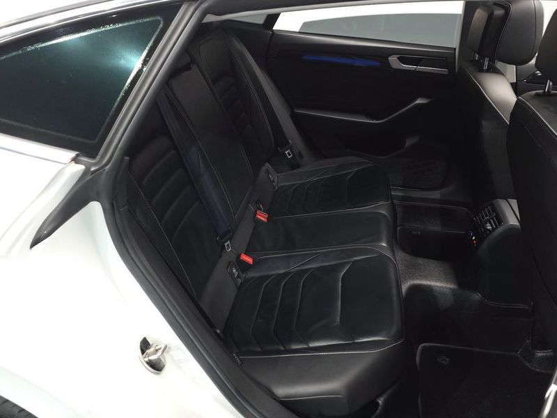 2022 Volkswagen Arteon 2.0 TDI Prestige photo 12