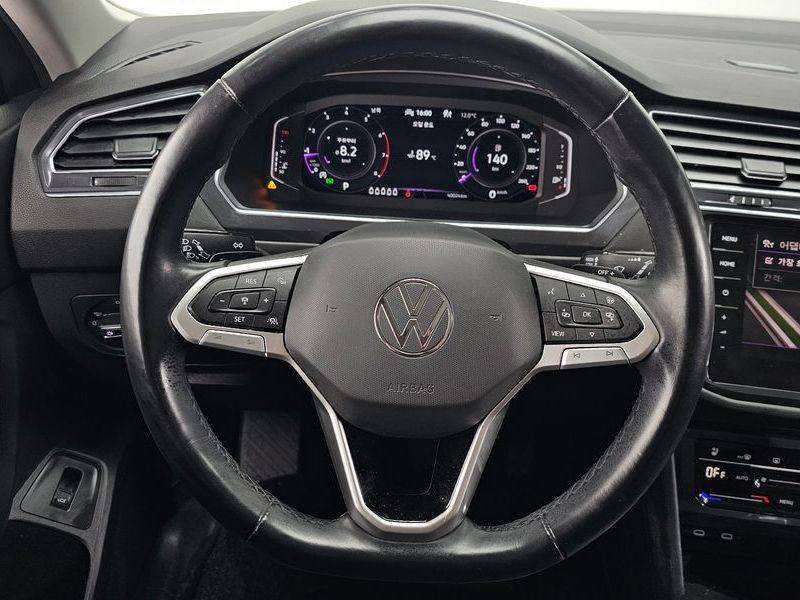 2023 Volkswagen Tiguan 2.0 TSI Prestige photo 13