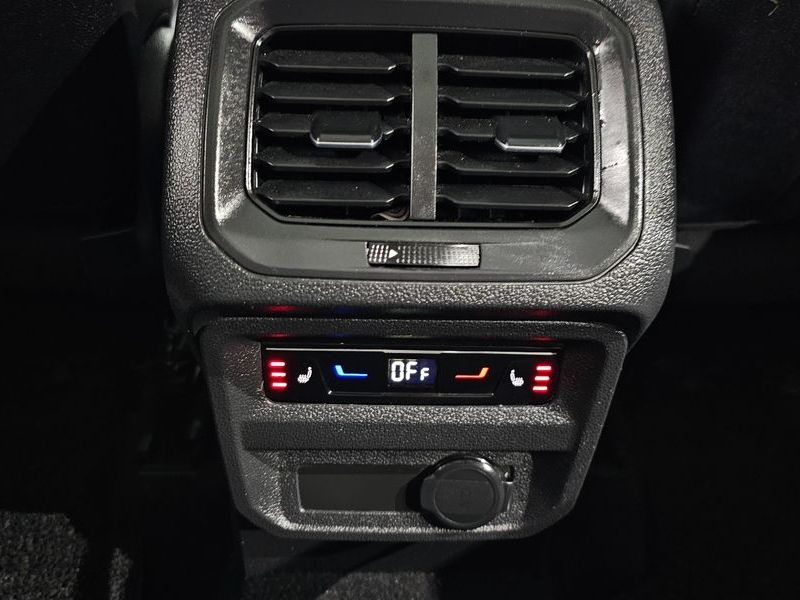 2023 Volkswagen Tiguan 2.0 TSI Prestige photo 19